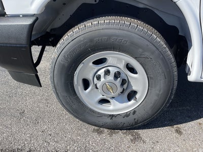 2025 Chevrolet Express Cargo 2500 WT