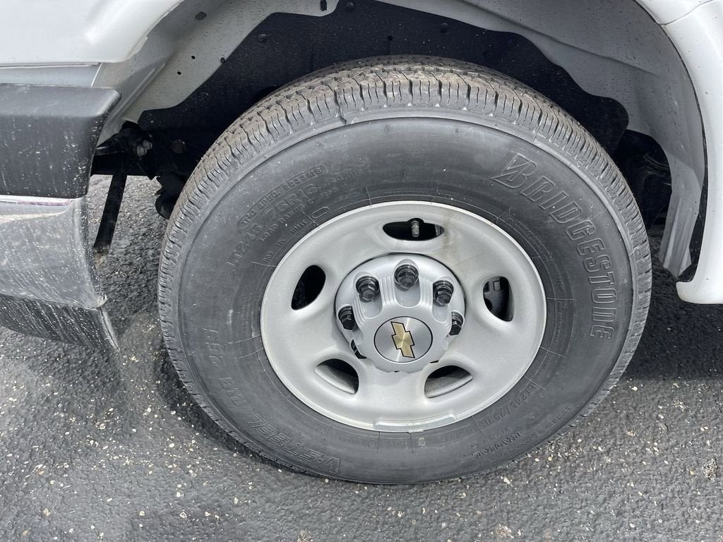 2026 Chevrolet Express Cargo WT