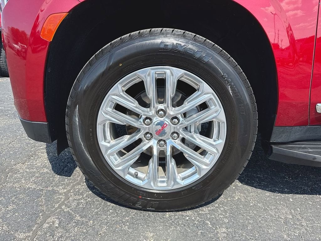 2023 GMC Yukon SLT