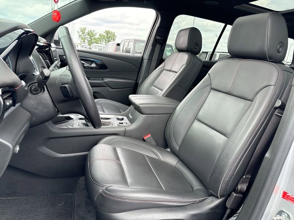 2022 Chevrolet Traverse RS