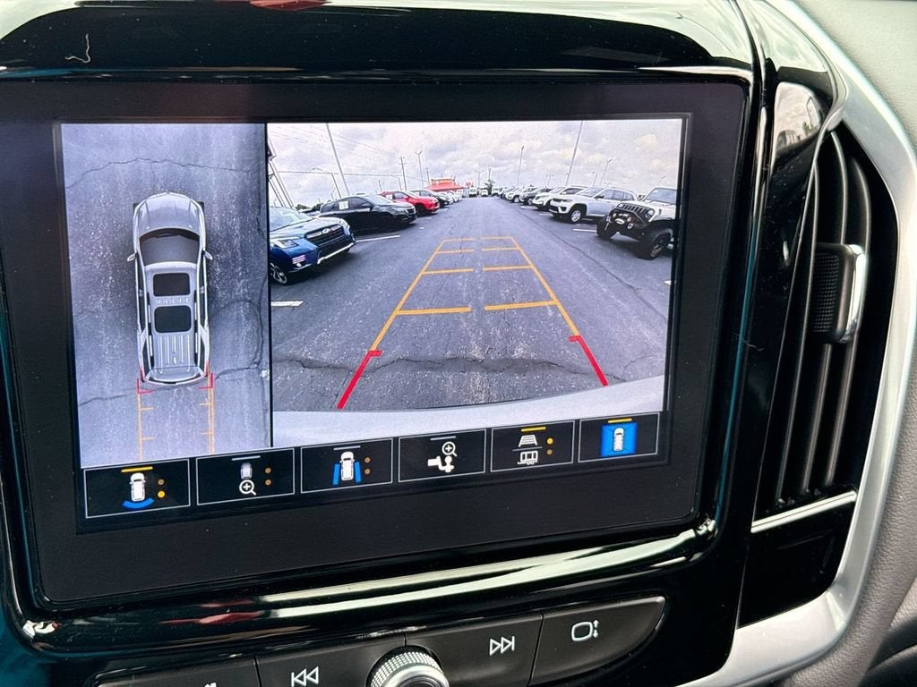 2022 Chevrolet Traverse RS