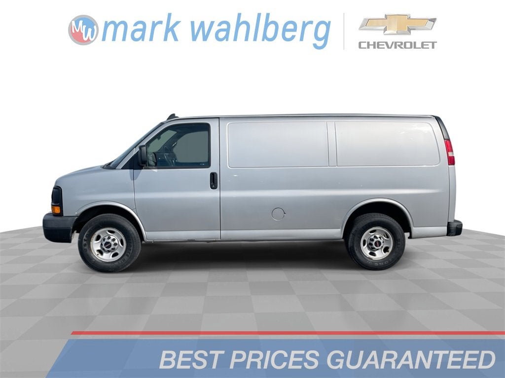 2016 GMC Savana Cargo 2500 2500 Regular Wheelbase Rear-Wheel Drive