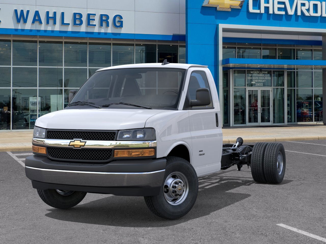 2025 Chevrolet Express Cutaway 3500 1WT
