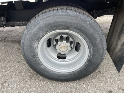 2025 Chevrolet Express Cutaway 3500 1WT