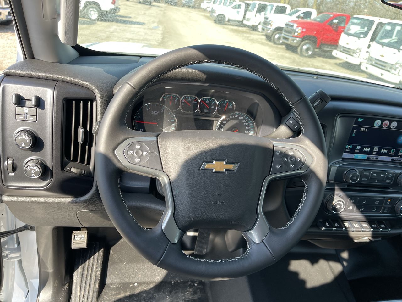 2024 Chevrolet Silverado 5500 HD Work Truck