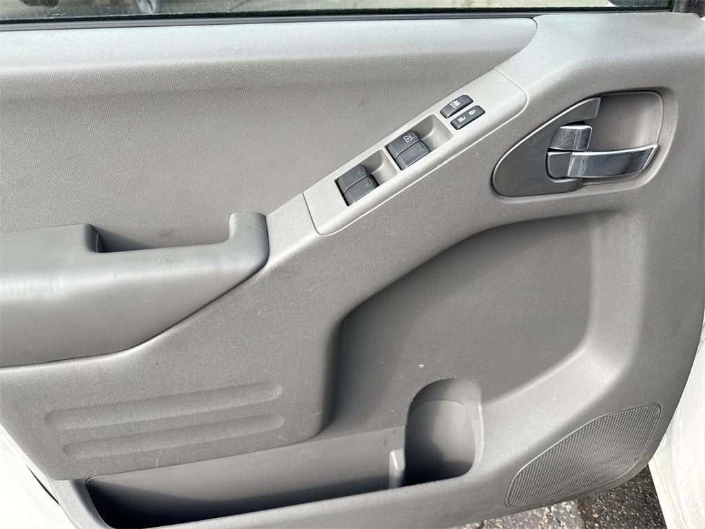 2017 Nissan Frontier SV V6