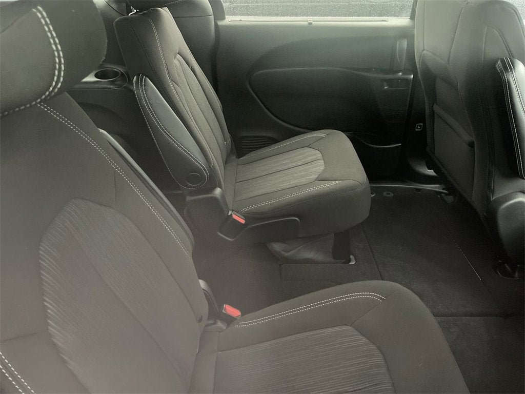 2022 Chrysler Pacifica Touring