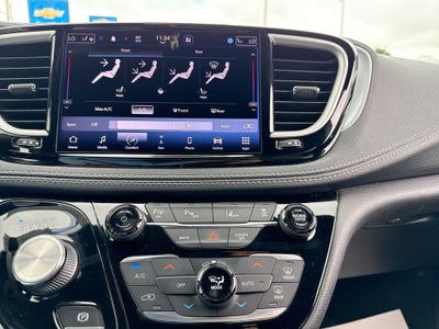 2022 Chrysler Pacifica Hybrid Touring L