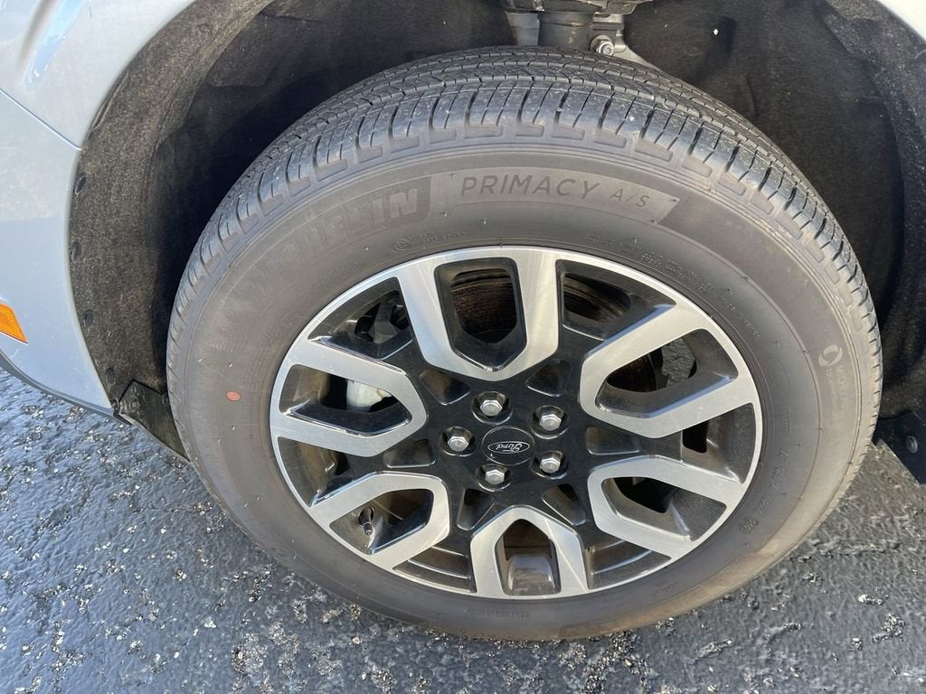 2023 Ford Maverick XL