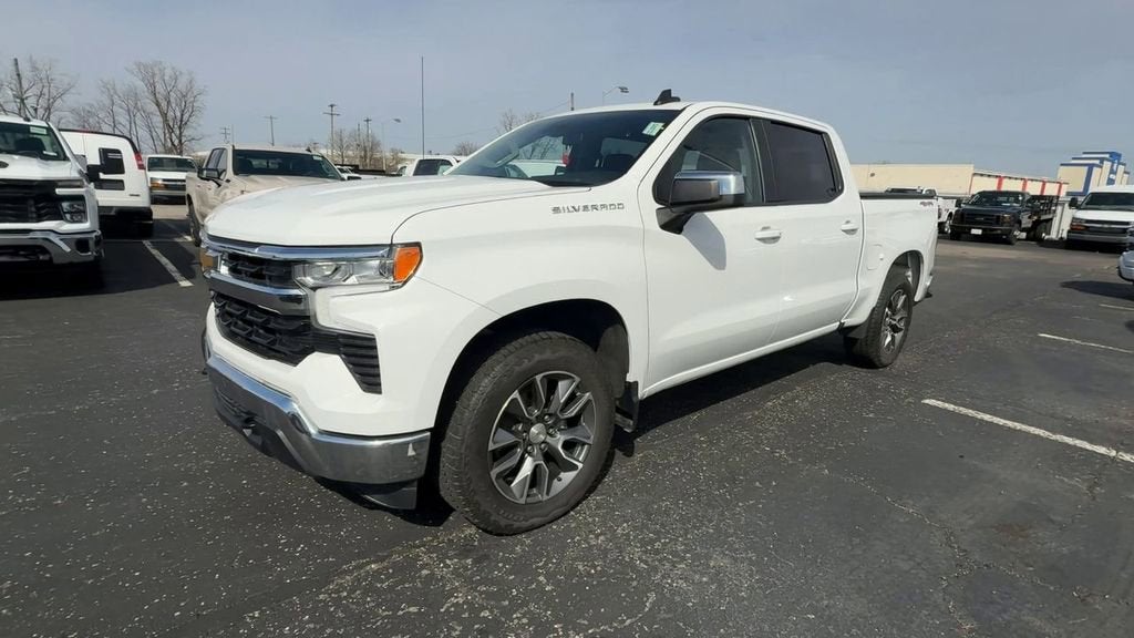 2024 Chevrolet Silverado 1500 LT (2FL)