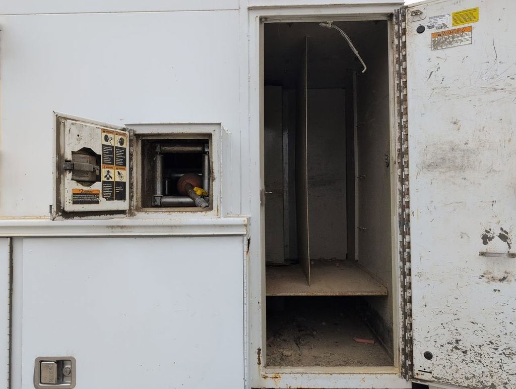 2014 INTERNATIONAL 4100 NA