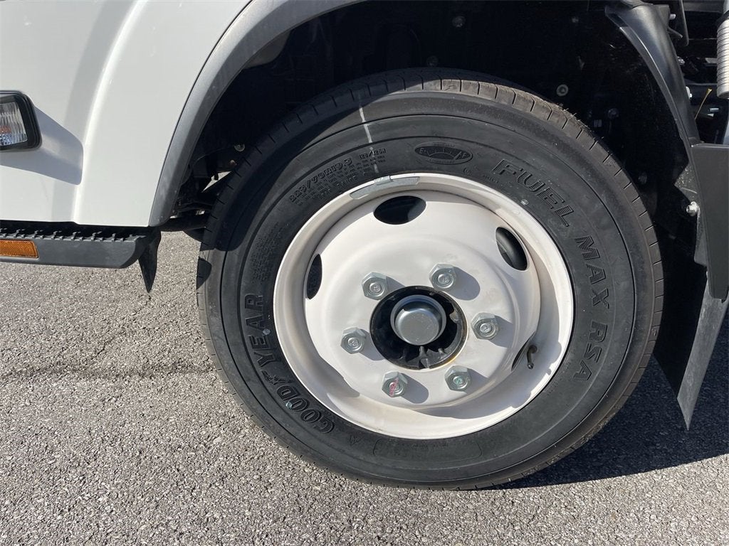 2024 Chevrolet Low Cab Forward 5500 XG 2WD Reg Cab 176