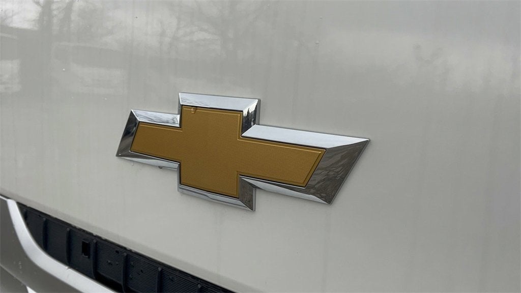 2024 Chevrolet Low Cab Forward 5500 XG 5500