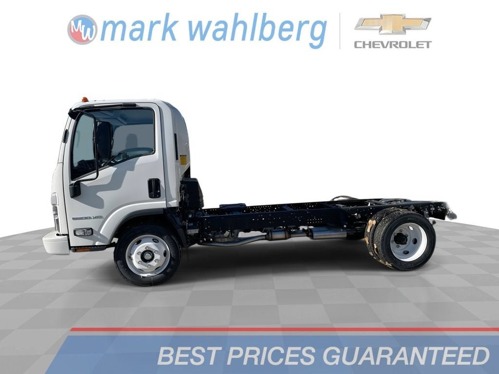2024 Chevrolet Low Cab Forward 5500 XG 5500