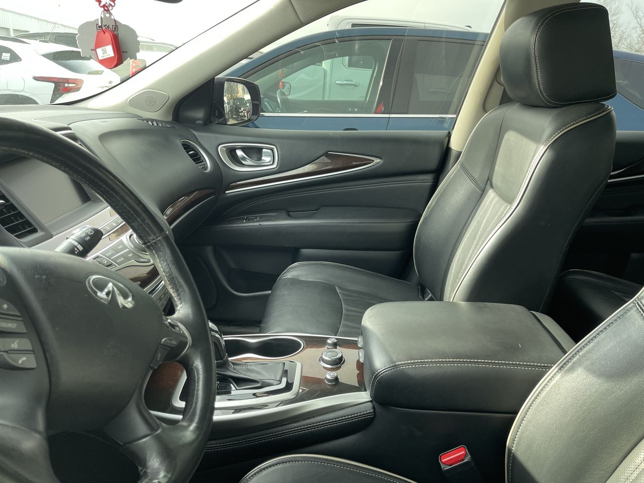 2019 INFINITI QX60 LUXE