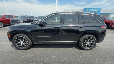 2022 Jeep Grand Cherokee Summit