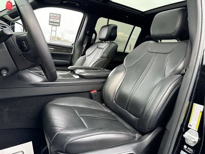 2022 Jeep Wagoneer Series III 4x4
