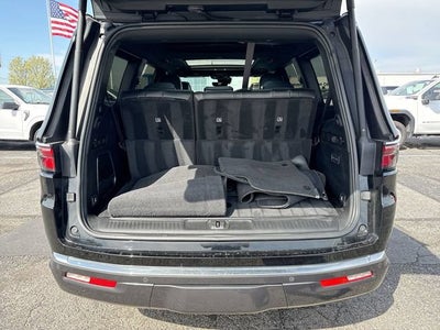 2022 Jeep Wagoneer Series III 4x4