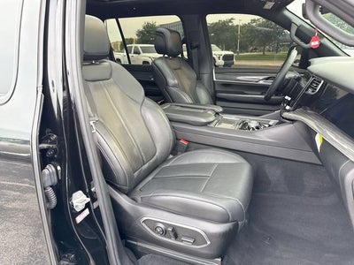 2022 Jeep Wagoneer Series III 4x4