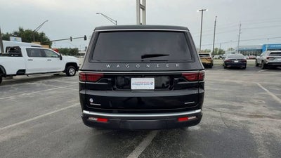 2022 Jeep Wagoneer Series III 4x4