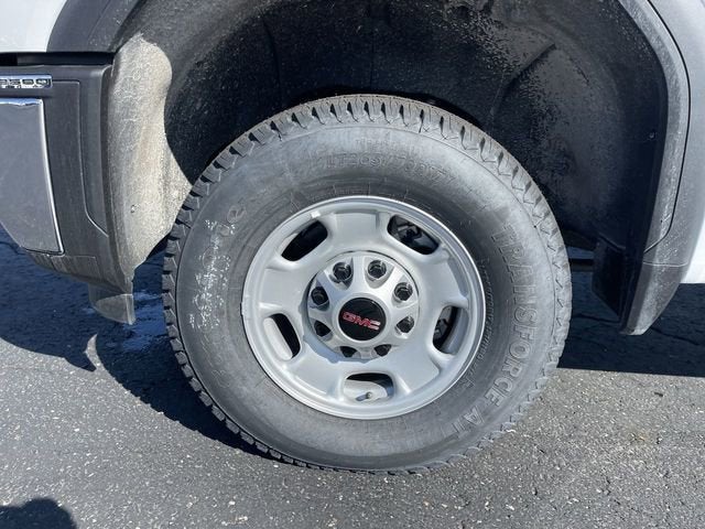 2024 GMC Sierra 2500 HD Pro