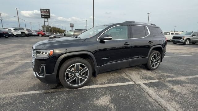 2023 GMC Acadia SLT