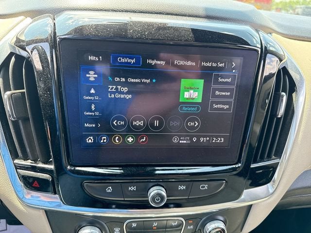 2022 Chevrolet Traverse LT Cloth