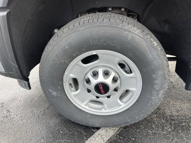 2025 GMC Sierra 2500 HD Pro