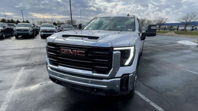 2025 GMC Sierra 2500 HD Pro