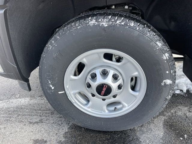 2025 GMC Sierra 2500 HD Pro