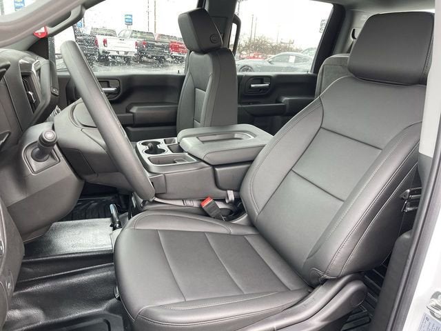 2025 GMC Sierra 2500 HD Pro