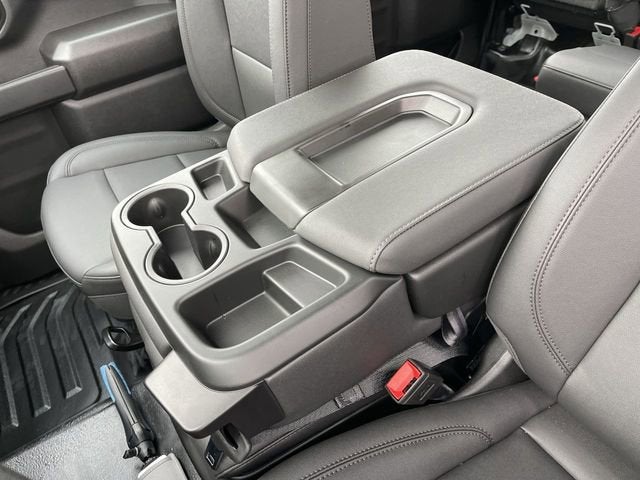 2025 GMC Sierra 2500 HD Pro