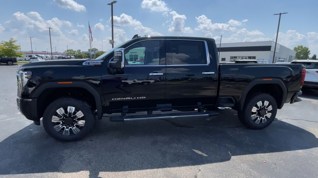 2025 GMC Sierra 2500 HD Denali