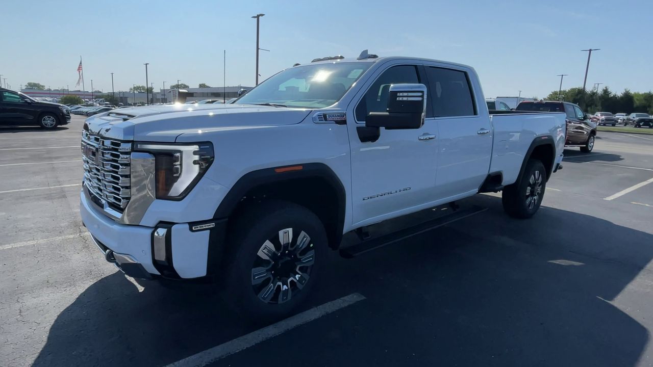 2025 GMC Sierra 2500 HD Denali