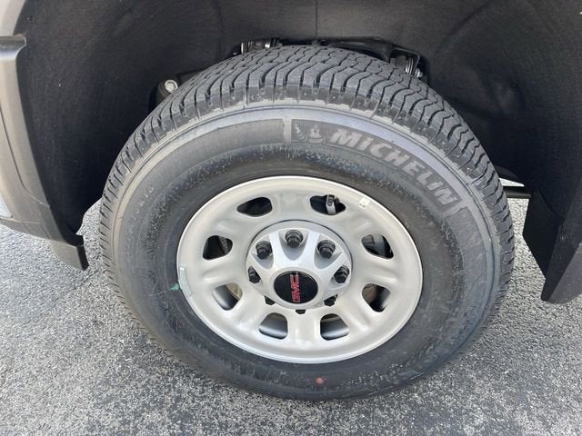 2025 GMC Sierra 3500 HD Pro