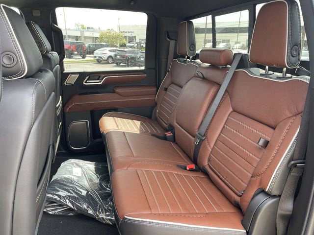 2026 GMC Sierra 3500 HD Denali Ultimate DRW