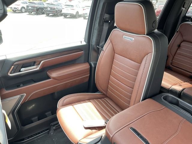 2026 GMC Sierra 3500 HD Denali Ultimate DRW