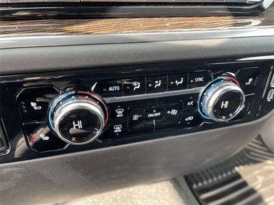 2025 GMC Sierra 1500 SLE