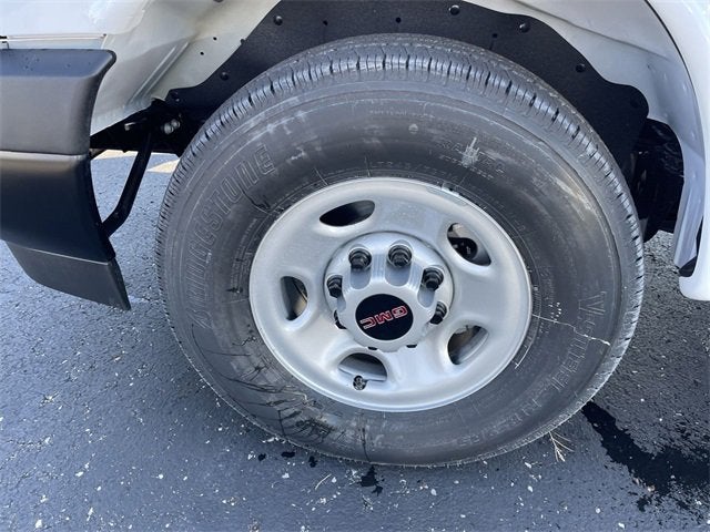 2025 GMC Savana Cargo 2500 Work Van