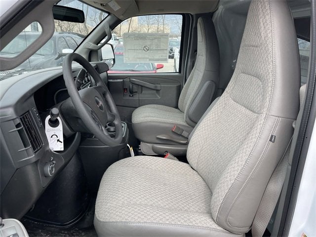 2024 GMC Savana Cargo 2500 Work Van