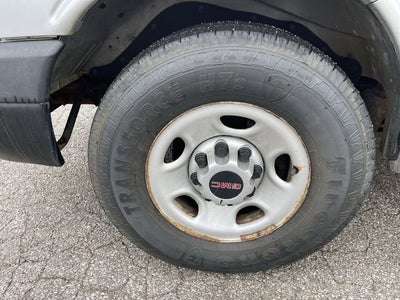 2016 GMC Savana Cargo 2500 2500 Regular Wheelbase Rear-Wheel Drive