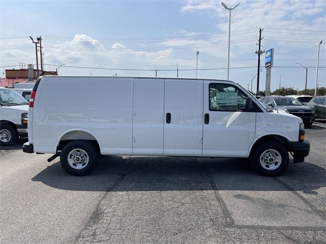 2025 GMC Savana Cargo 2500 Work Van