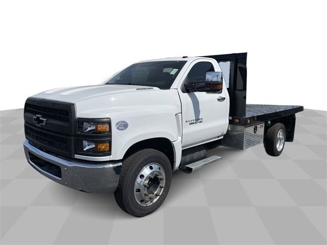 2020 Chevrolet Silverado 5500 HD Work Truck