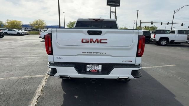 2022 GMC Sierra 1500 AT4