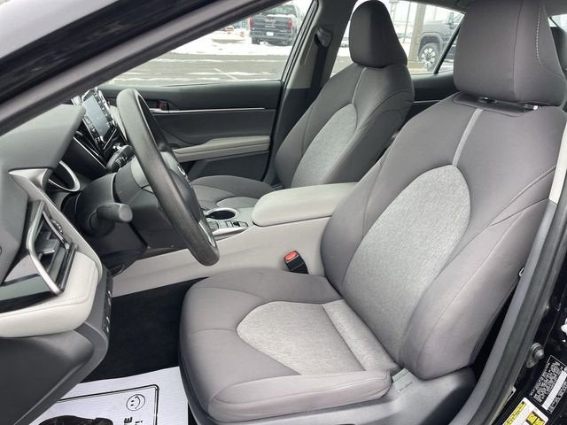 2023 Toyota Camry Hybrid LE