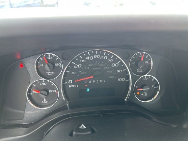 2025 GMC Savana Cutaway 3500 1WT