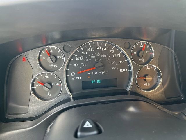 2025 GMC Savana Cutaway 3500 1WT