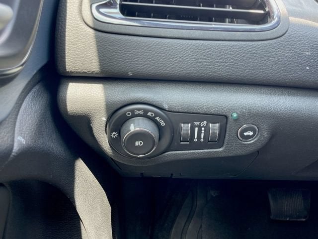 2016 Chrysler 200 S