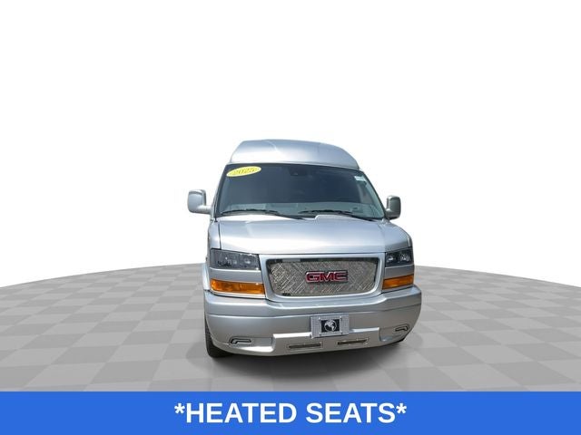 2025 GMC Savana Cargo Work Van