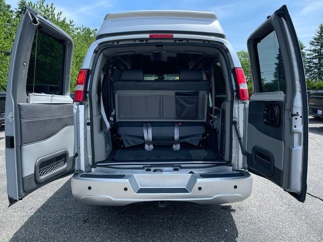 2025 GMC Savana Cargo Work Van